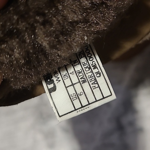 🍁NWOT Lamo Suede Tassled Boots - Picture 8 of 8